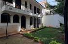 5 Bed Townhouse with En Suite at Riverside Drive - 6