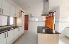 5 Bed Townhouse with En Suite at Lavington - 4