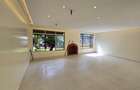 5 Bed Townhouse with En Suite in Westlands Area - 20