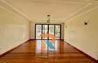 5 Bed Townhouse with En Suite in Loresho - 10