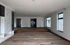 5 Bed Villa with En Suite in Lavington - 5