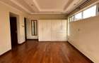 5 Bed Townhouse with En Suite at Lavington Green - 10