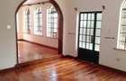 5 Bed Townhouse with En Suite at Kilimani - 5