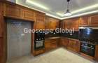 5 Bed House with En Suite in Lavington - 10