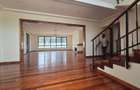 6 Bed House with En Suite in Loresho - 18