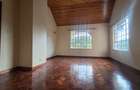 5 Bed Townhouse with En Suite in Lavington - 8