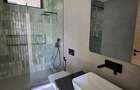 5 Bed Townhouse with En Suite in Kyuna - 15