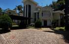 5 Bed Townhouse with En Suite in Lavington - 1