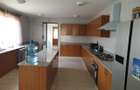 5 Bed House with En Suite in Runda - 9