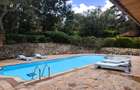 5 Bed Townhouse with Swimming Pool in Rosslyn - 4