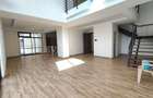 4 Bed Apartment with En Suite at Riverside Drive - 7