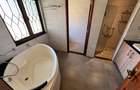 5 Bed Villa with En Suite in Thigiri - 14