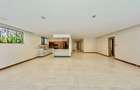 4 Bed Apartment with En Suite in Spring Valley - 1