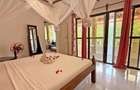 5 Bed Villa with Garden at Watamu - 4