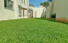 5 Bed Townhouse with En Suite at Lavington - 3