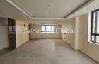 3 Bed Apartment with En Suite in Spring Valley - 6
