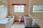 6 Bed House with En Suite at Off Redhill Dr - 17