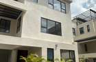 5 Bed Townhouse with En Suite at Manyani Cl - 1