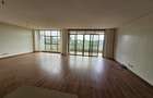 3 Bed Apartment with En Suite in Westlands Area - 7