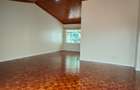 4 Bed House with En Suite at Rosslyn - 6