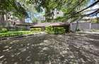 Commercial Property with Service Charge Included in Kilimani - 19