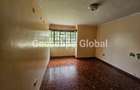 4 Bed House with En Suite in Runda - 12