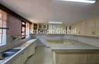 5 Bed House with En Suite in Runda - 12