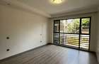 3 Bed Apartment with En Suite in Riverside - 3