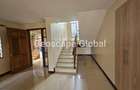 4 Bed House with En Suite in Runda - 12