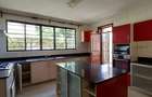 5 Bed Townhouse with En Suite in Lavington - 6