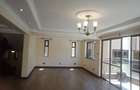 5 Bed Townhouse with En Suite in Lavington - 20
