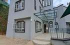 4 Bed Villa with En Suite in Spring Valley - 16