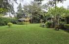 4 Bed House with En Suite in Lavington - 4