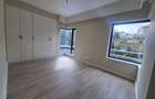 2 Bed Apartment with En Suite at Riverside Drive - 7