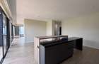 4 Bed Apartment with En Suite in Riverside - 11