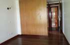 5 Bed Townhouse with En Suite in Lavington - 13