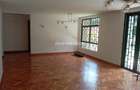 4 Bed Villa with En Suite in Gigiri - 9