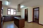 3 Bed Apartment with Swimming Pool in Riverside - 5