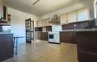 3 Bed Apartment with En Suite in Westlands Area - 12