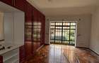 5 Bed Townhouse with En Suite in Lavington - 7
