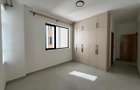 3 Bed Apartment with En Suite at Brookside Drive - 4