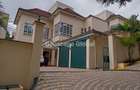 4 Bed House with En Suite in Kyuna - 2