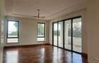 6 Bed House with En Suite in Loresho - 4