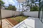 5 Bed Townhouse with En Suite in Lavington - 3
