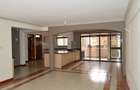 4 Bed Apartment with En Suite in Parklands - 20