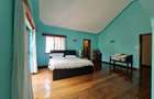 5 Bed House with En Suite at Nyari - 8