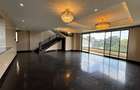 3 Bed Apartment with En Suite in Lavington - 9