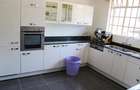 4 Bed Townhouse with Swimming Pool in Rosslyn - 3