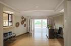 3 Bed Apartment with En Suite in Riverside - 16