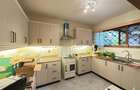 4 Bed House with En Suite at Lavington - 5